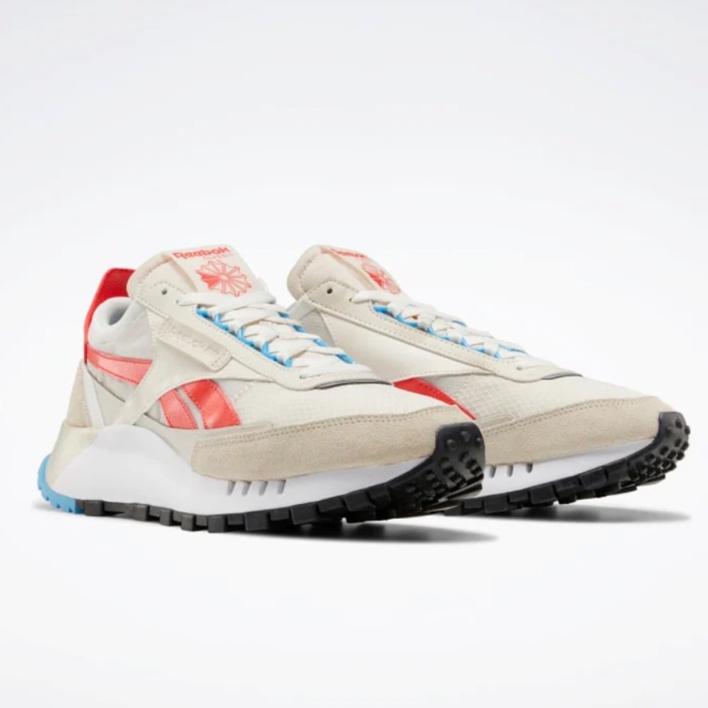Women’s REEBOK LEGACY ALABAS/CHALK- 8.5, cream/ blue/ red